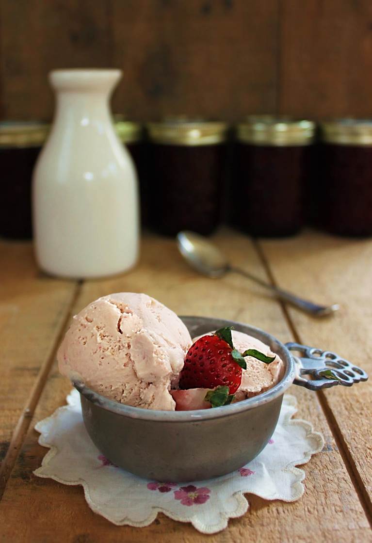 Silky Smooth Fresh Strawberry Ice Cream Recipe