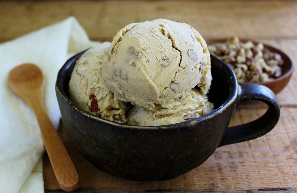 Black walnut ice cream with brown sugar and cinnamon